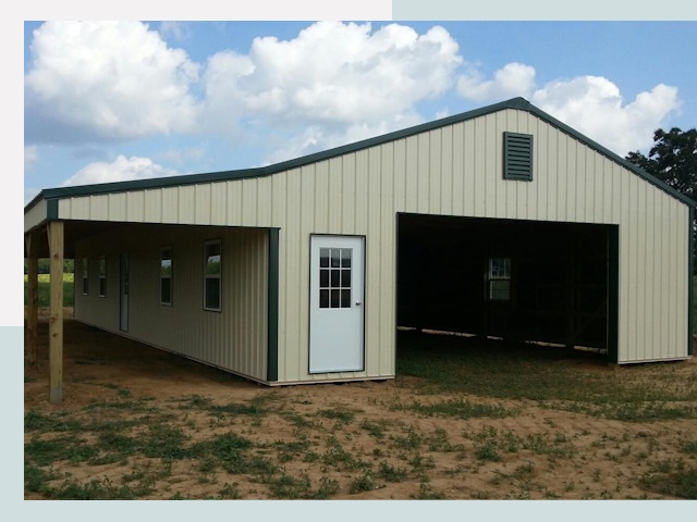 Строительство конюшен в Каспийске